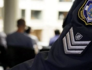 Σε διαθεσιμότητα οι δύο αστυνομικοί που εμπλέκονται στο κύκλωμα διακίνησης ναρκωτικών